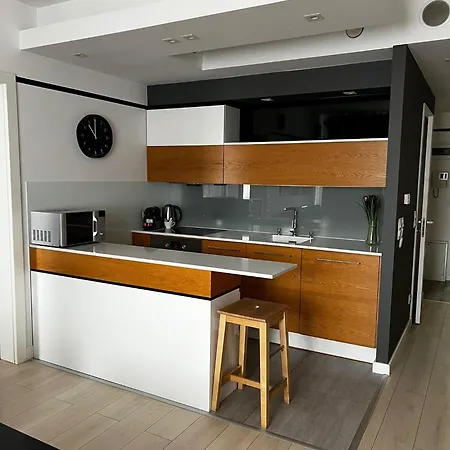 Apartment Silver *