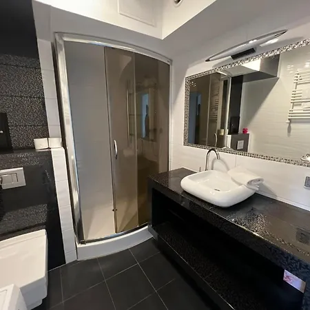 Silver Apartment